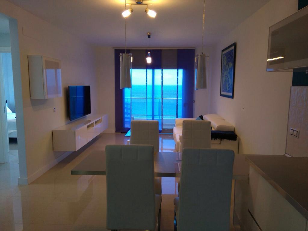 Ocean Front Apartment Tetir Ngoại thất bức ảnh